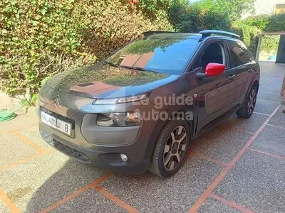 Citroën C4 CACTUS 1.2 Vti Live BVM 82ch 2016 essence occasion à Casablanca