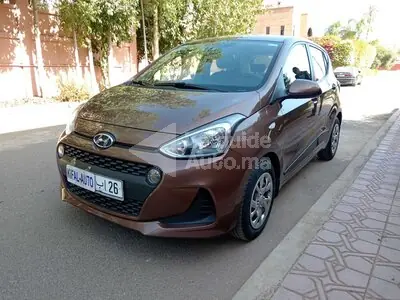 Hyundai GRAND I10 1.0 Lounge BVA 66ch 2018 essence occasion à Marrakech
