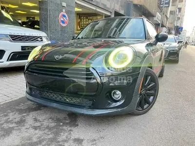 MINI Hatch 3 portes 1.5 Cooper Pack BVA 136ch 2021 essence occasion à Casablanca
