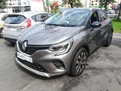 Renault CAPTUR 1.3 TCE EQUILIBRE BVA 130ch 2023 essence occasion à Casablanca