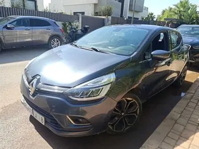 Renault CLIO 1.5 dCi Intens EDC BVR 90ch 2017 diesel occasion à Casablanca