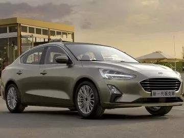 فورد Focus Sedan