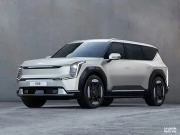 كيا EV9 99,8 Kw GT Line 385 4X4